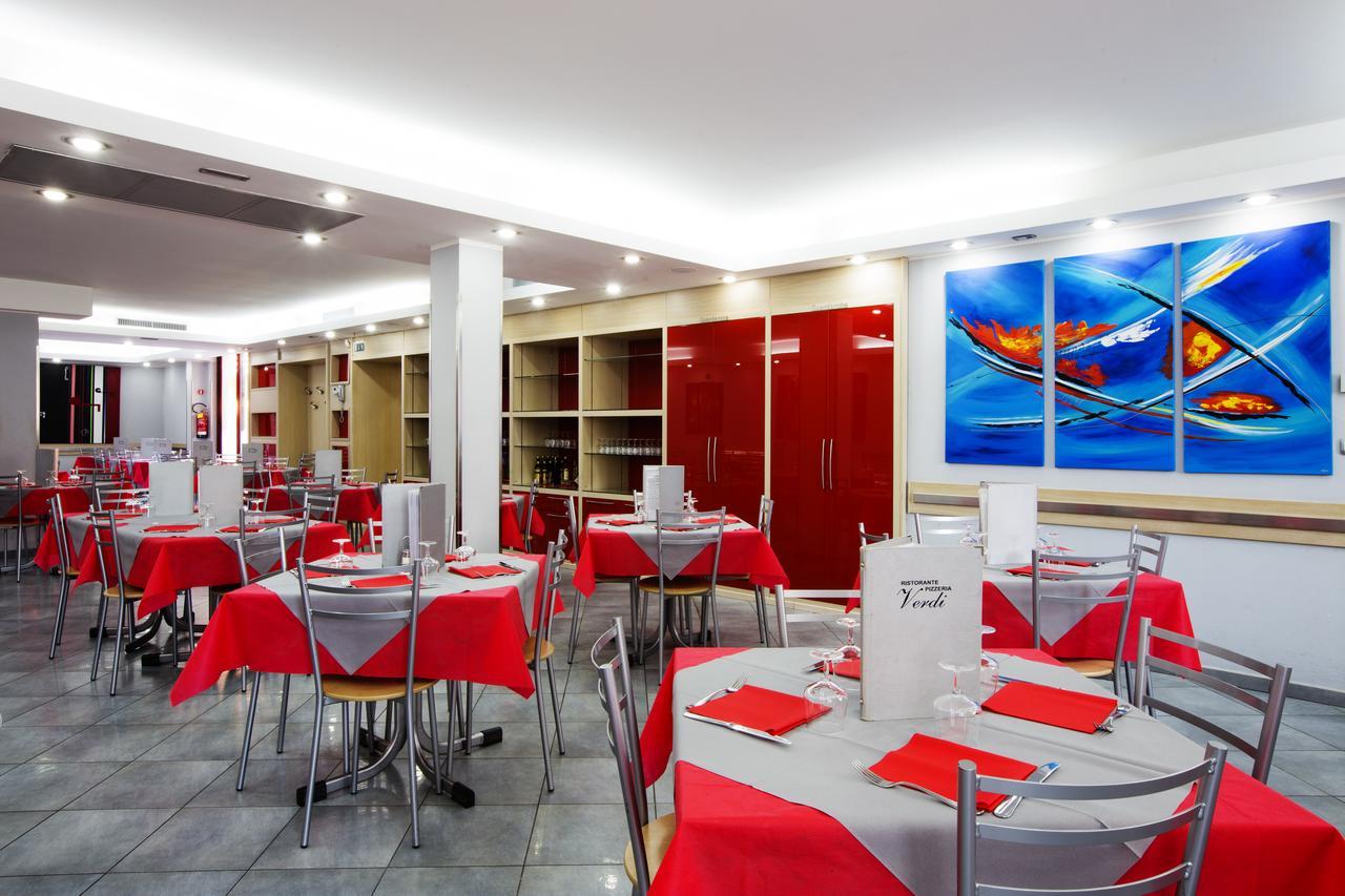 Albergo Verdi Novi Ligure Esterno foto