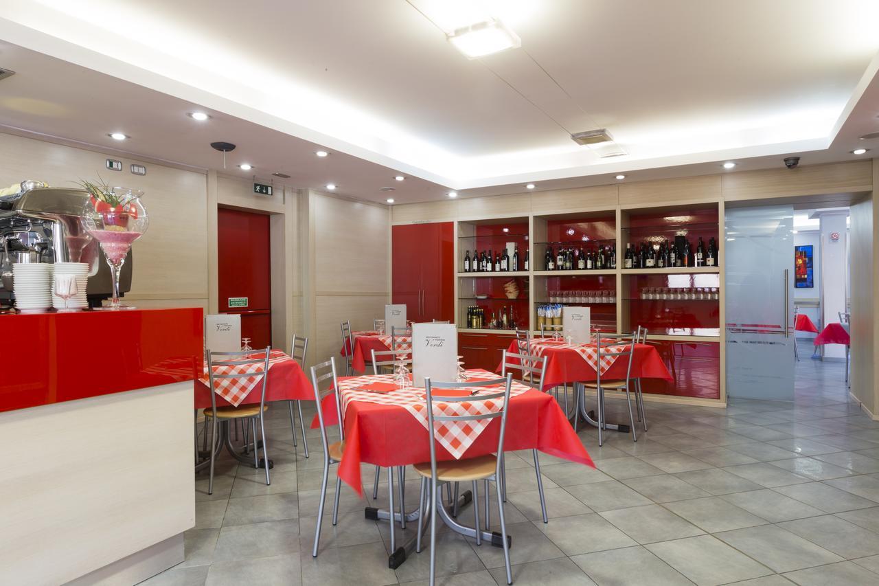 Albergo Verdi Novi Ligure Esterno foto